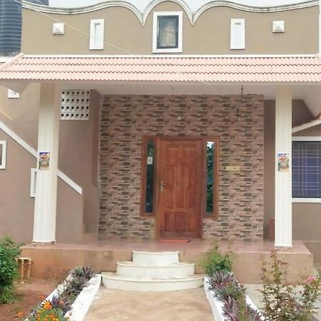 Yelagiri Golden Villa Eksteriør bilde